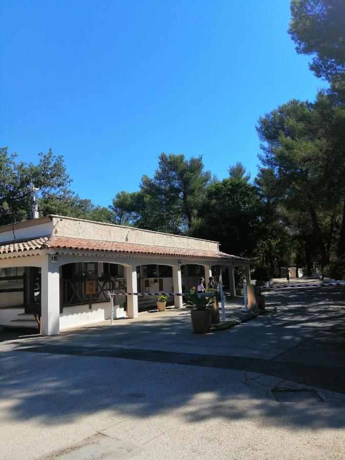 Domaine De La Sainte Baume Otel Nans-les-Pins Dış mekan fotoğraf